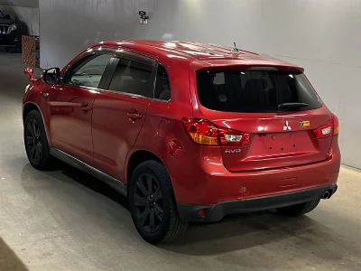 Mitsubishi RVR