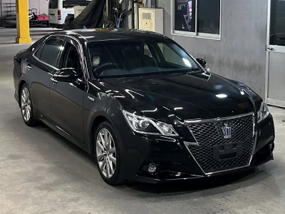 Toyota CROWN HYBRID