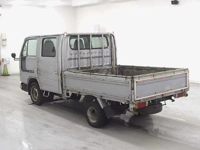 Nissan Atlas  с аукциона в Японии