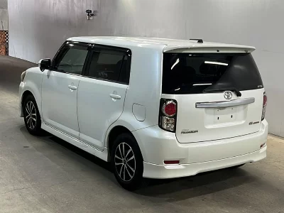 Toyota Corolla Rumion