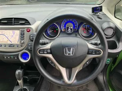 Honda FIT HYBRID
