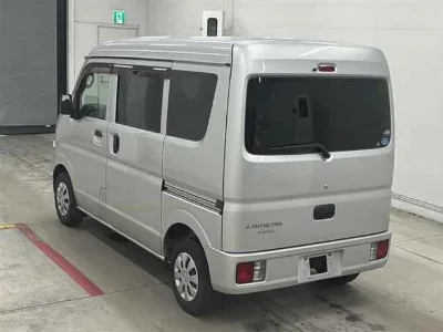 Mitsubishi Minicab