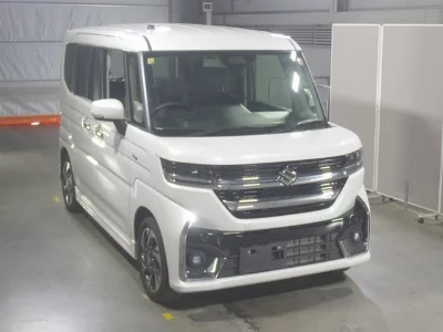Suzuki Spacia Custom