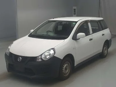 Nissan AD