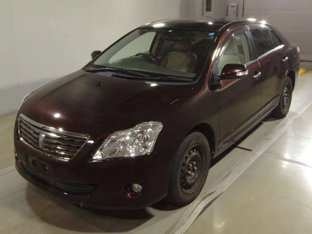 Toyota Premio  с аукциона в Японии