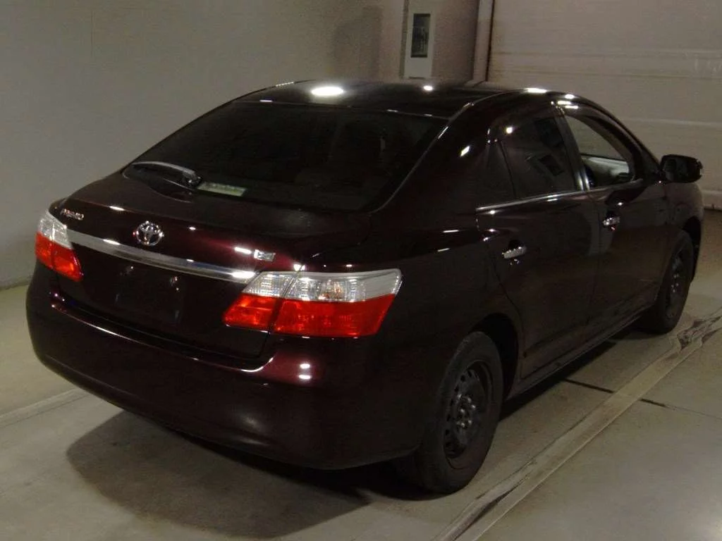 Toyota Premio  с аукциона в Японии