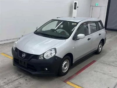 Nissan AD