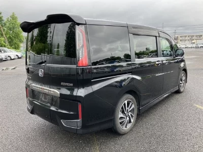 Honda STEPWGN SPADA