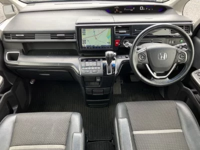 Honda STEPWGN SPADA