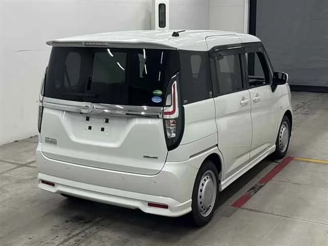 Mitsubishi Delica D:2  с аукциона в Японии