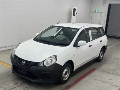 Nissan AD