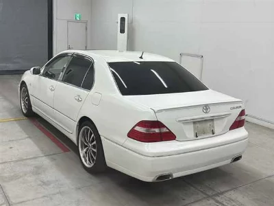Toyota Celsior