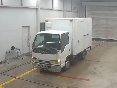 Isuzu Elf