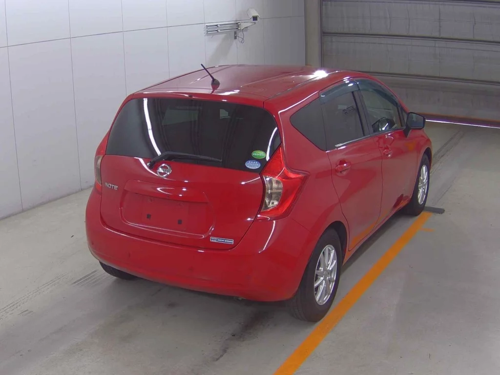 Nissan Note  с аукциона в Японии