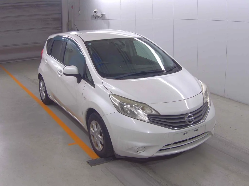 Nissan Note  с аукциона в Японии