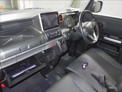 Suzuki Spacia Gear