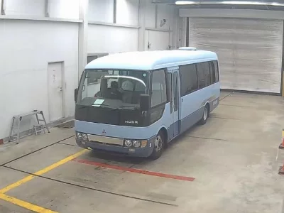 Mitsubishi FUSO ROSA