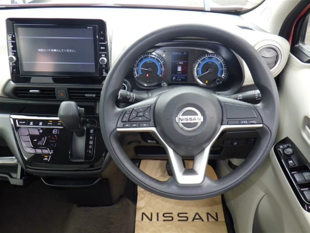 Nissan Dayz  с аукциона в Японии