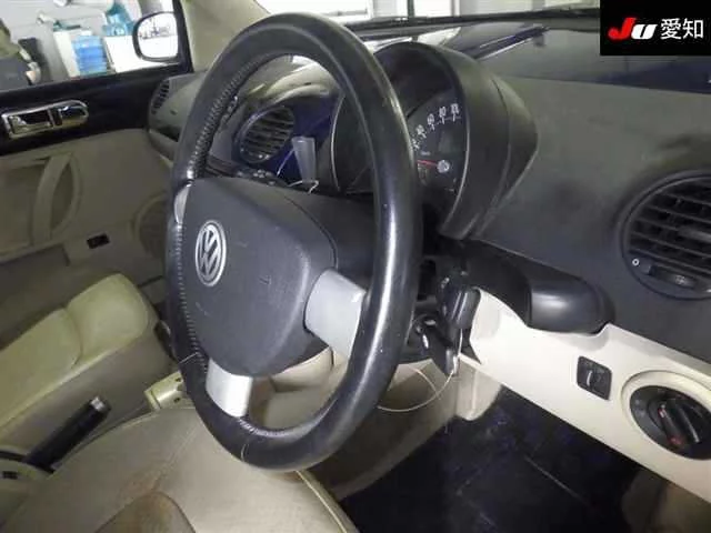 Volkswagen NEW BEETLE CABRIOLET  с аукциона в Японии