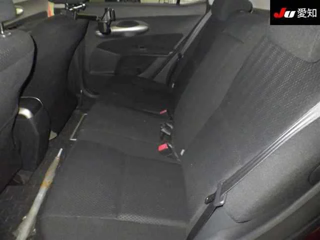 Toyota Auris  с аукциона в Японии