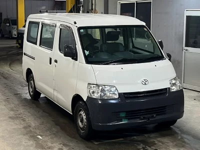 TOYOTA LITE ACE VAN