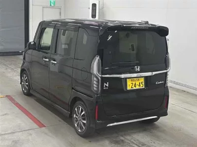 Honda N BOX CUSTOM