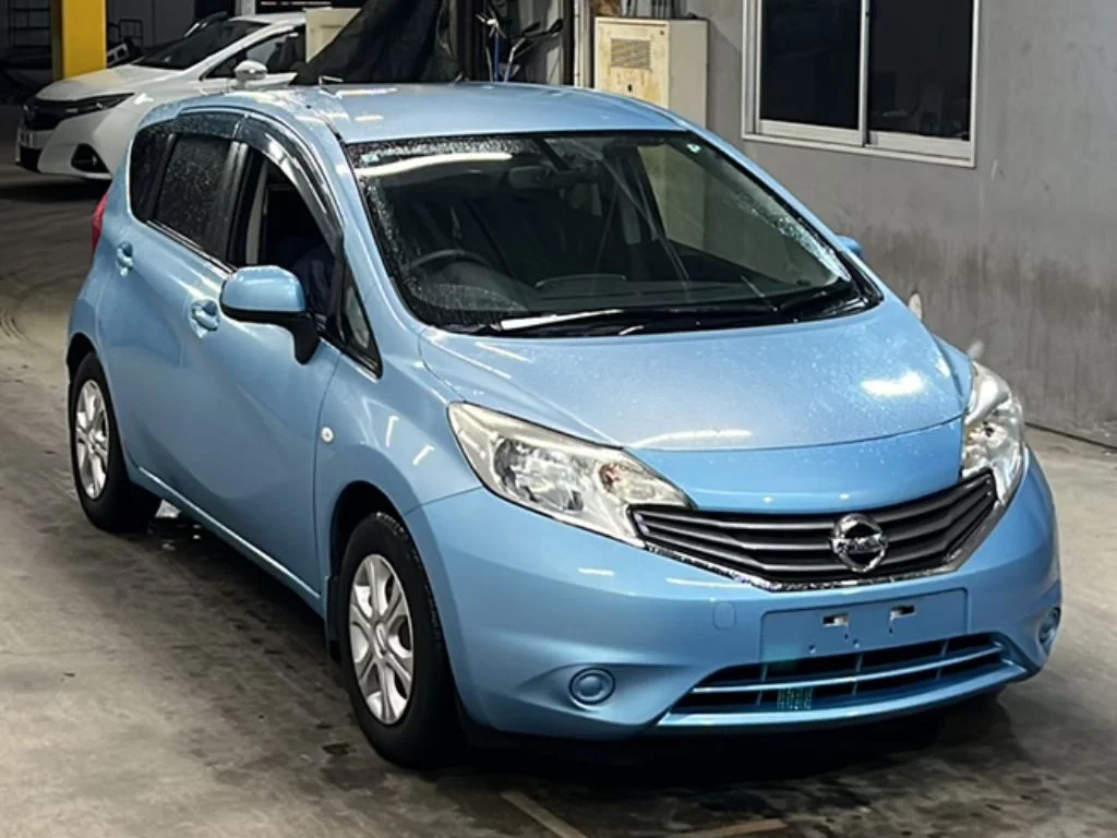 Nissan Note  с аукциона в Японии