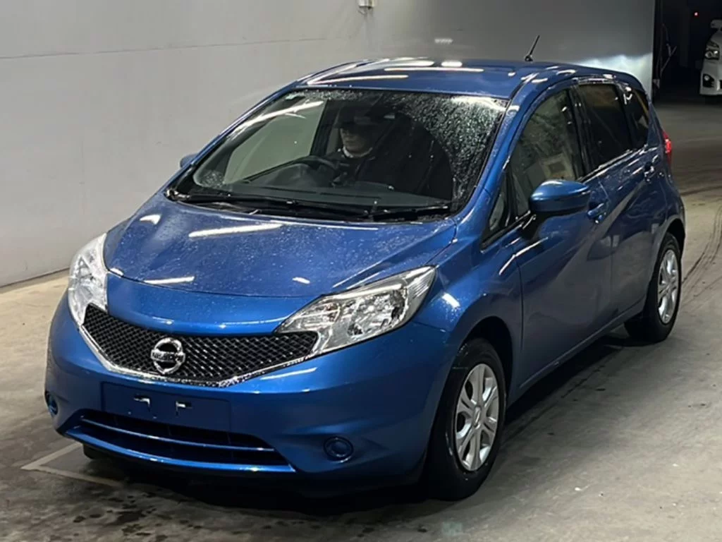 Nissan Note  с аукциона в Японии