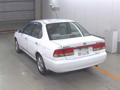 Nissan SUNNY