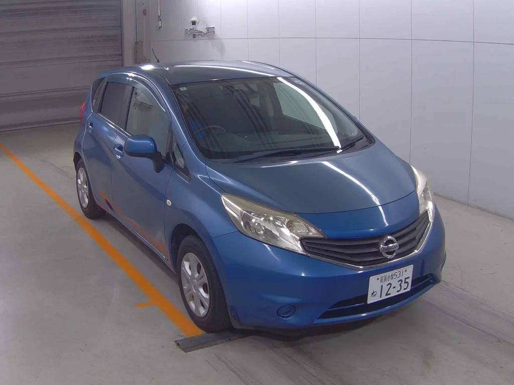 Nissan Note  с аукциона в Японии