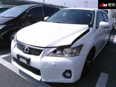 Lexus CT200h