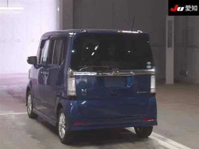 Honda N BOX CUSTOM