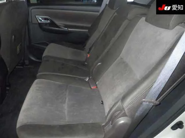 Toyota Mark X Zio  с аукциона в Японии