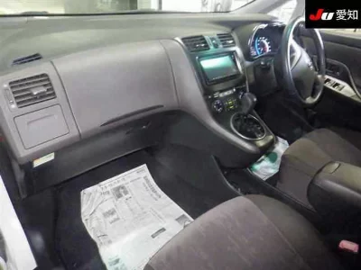 Toyota Mark X Zio