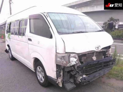 Toyota HiAce Commuter