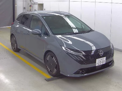 Nissan Aura