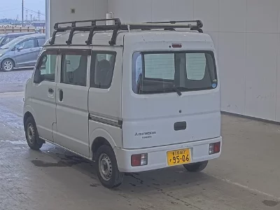 Mitsubishi Minicab
