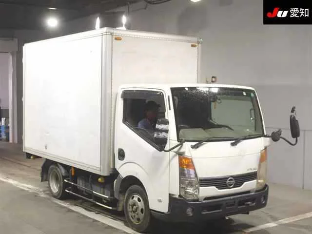 Nissan Atlas  с аукциона в Японии
