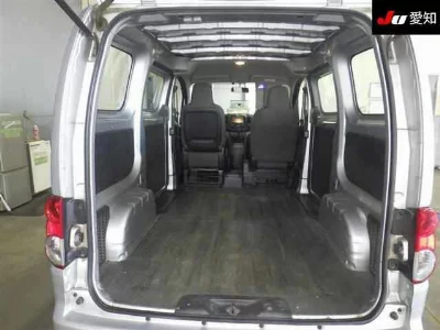 Nissan NV200 VANETTE VAN