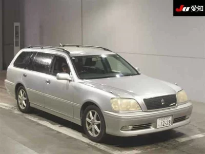Toyota Crown Estate
