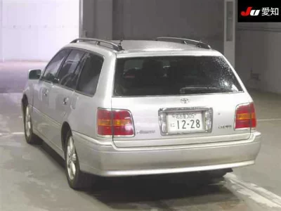Toyota Crown Estate