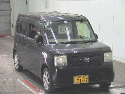 Toyota Pixis Space