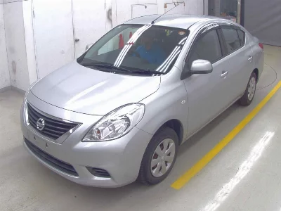 Nissan Tiida Latio