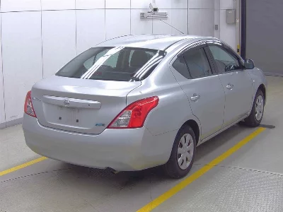 Nissan Tiida Latio