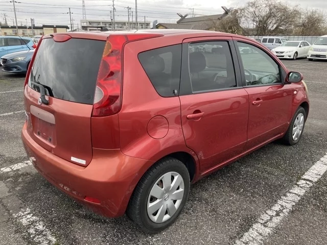 Nissan Note  с аукциона в Японии
