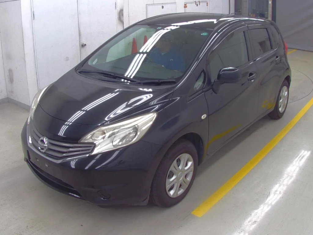 Nissan Note  с аукциона в Японии