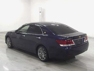 Toyota CROWN HYBRID