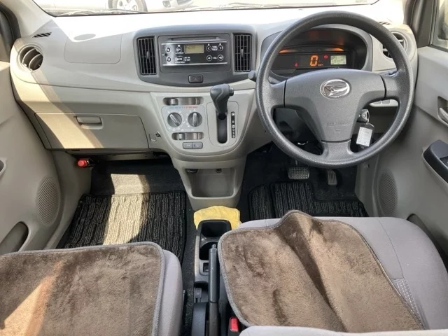 Daihatsu Mira e:S  с аукциона в Японии