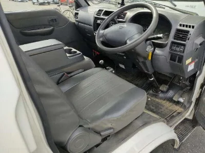 Nissan Vanette
