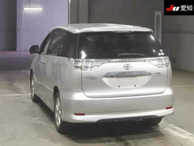 Toyota Estima Hybrid